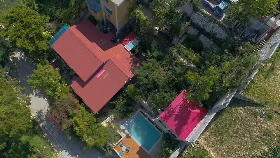 Residences Etang Du Jong Pétionville ゲストハウス